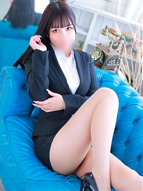 成島　ゆみ