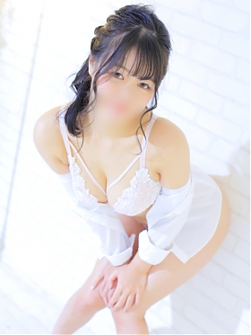 如月　にいな